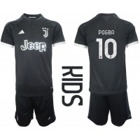 Otroški Nogometni dresi Juventus Paul Pogba #10 Tretji 2023-24 Kratek Rokav (+ Kratke hlače)